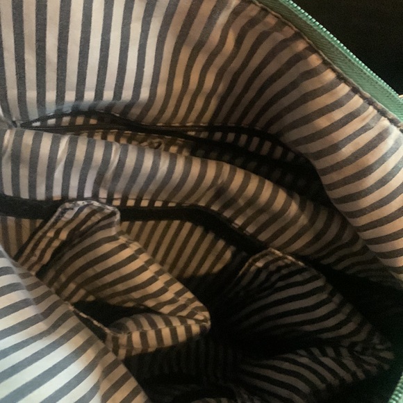 Girls Day Out Kelly green camera bag - Picture 9 of 11